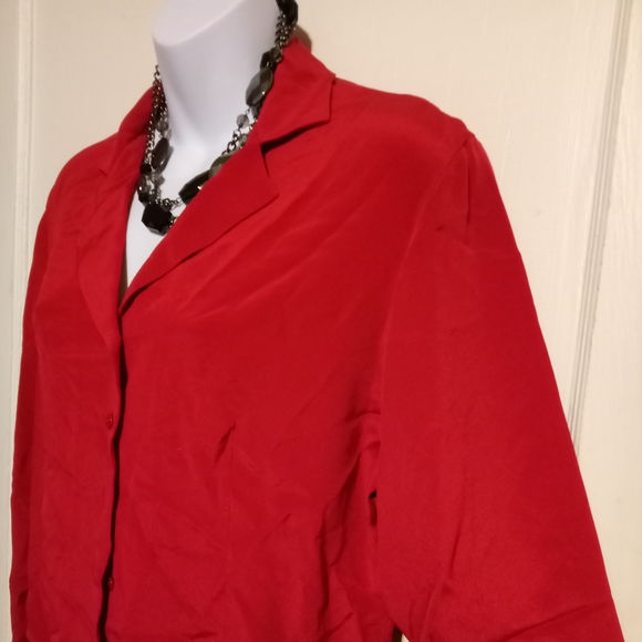 🛍️ BUNDLE ONLY 🛍️ Casual Corner 100% Silk Elegant Red Women's Top - Picture 2 of 7